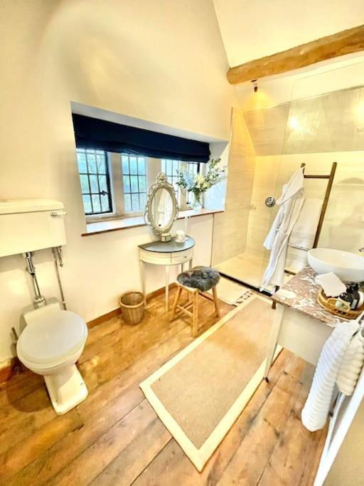 Fordview Cottage Is Full Of Cotwolds Charm 阿帕尔斯劳特尔 外观 照片