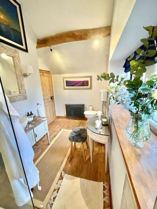 Fordview Cottage Is Full Of Cotwolds Charm 阿帕尔斯劳特尔 外观 照片