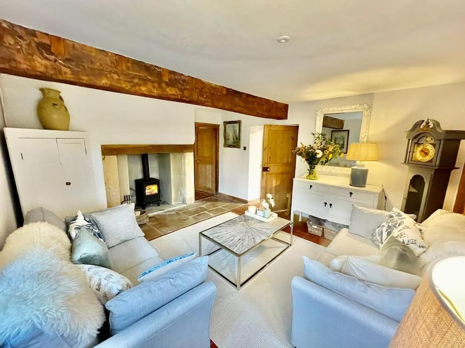 Fordview Cottage Is Full Of Cotwolds Charm 阿帕尔斯劳特尔 外观 照片