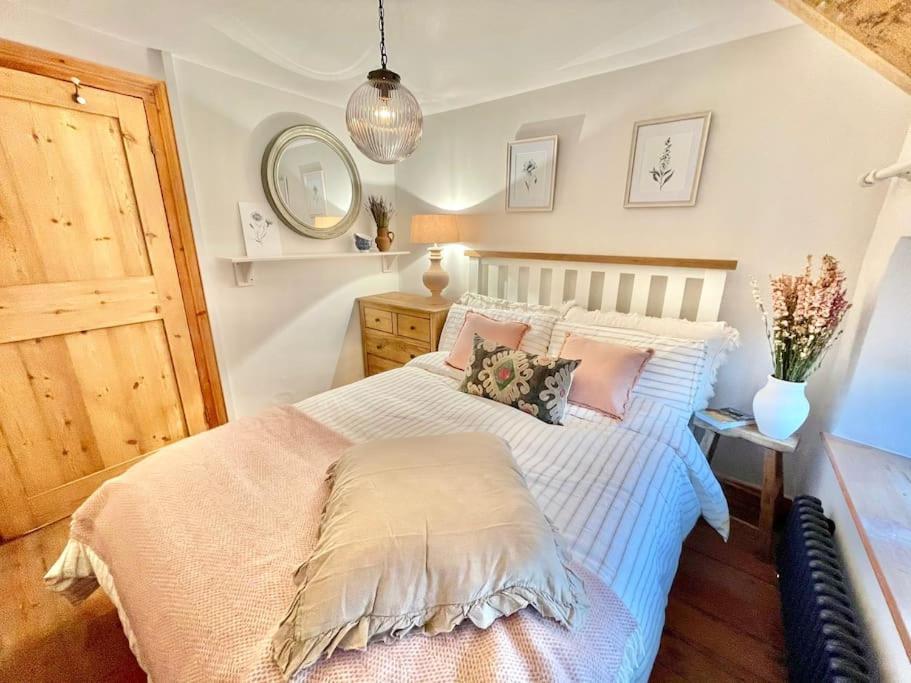Fordview Cottage Is Full Of Cotwolds Charm 阿帕尔斯劳特尔 外观 照片
